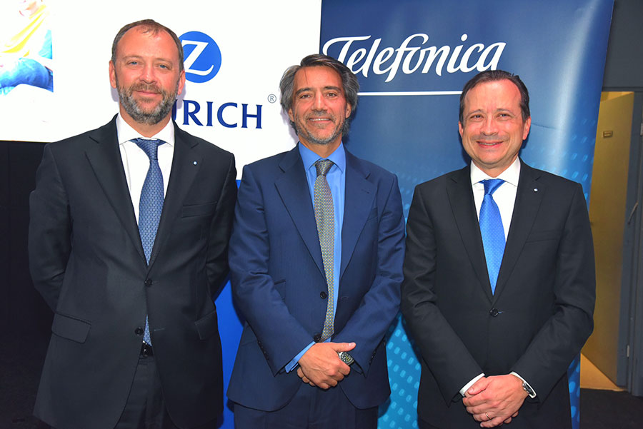Zurich y Telefónica lanzan la primera solución del mercado que protege íntegramente la vida digital de toda la familia